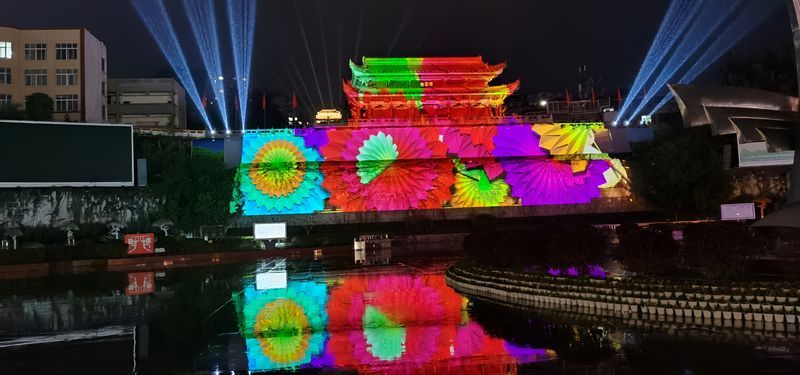 四川巴中-巴人广场古城